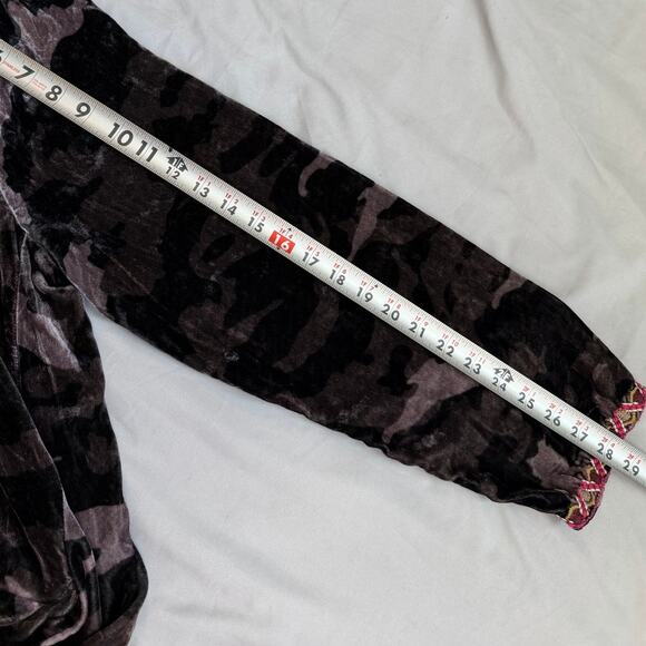 Johnny Was Multicolored Embroidered Camo, Silk/Velvet, Long Sleeve Dress- XL - Picture 9 of 9